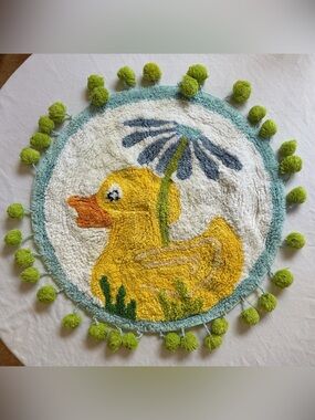 VTG Y2K Round Yellow Duck Tufted Chenille Pom-Pom Rug